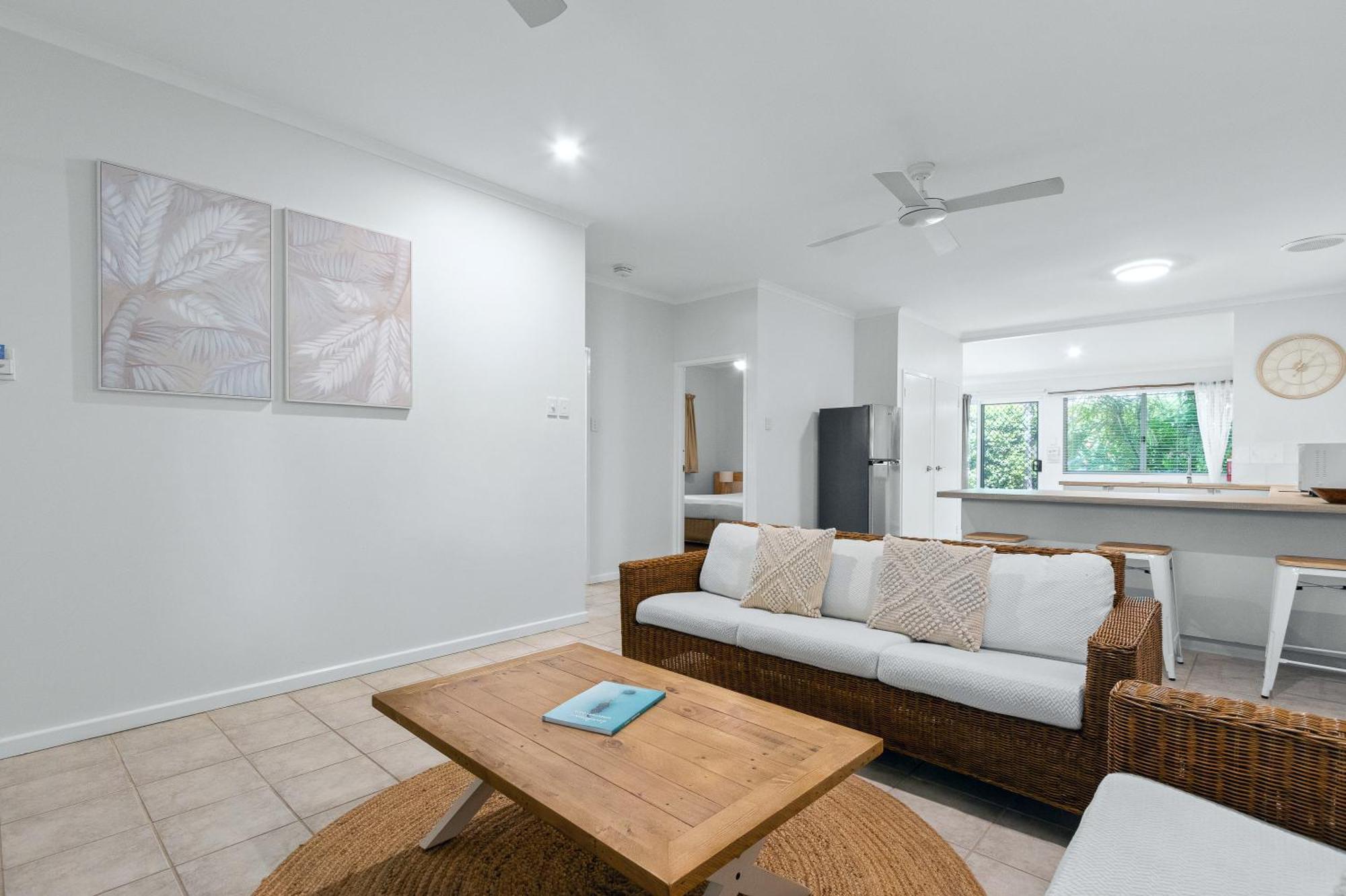 Cable Beachside Villas Μπρουμ Εξωτερικό φωτογραφία