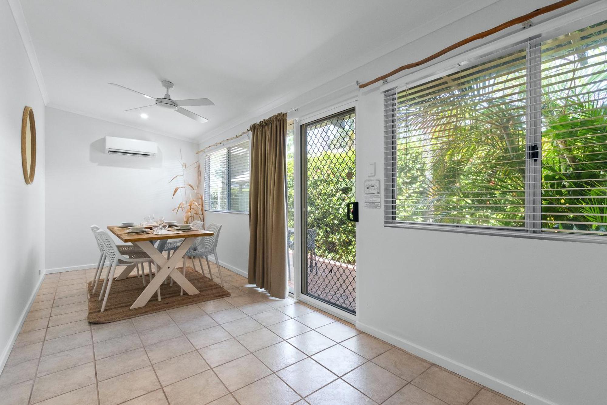 Cable Beachside Villas Μπρουμ Εξωτερικό φωτογραφία