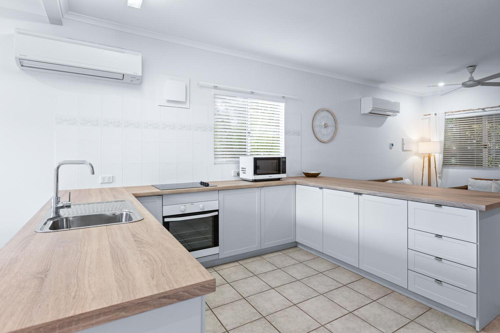 Cable Beachside Villas Μπρουμ Εξωτερικό φωτογραφία